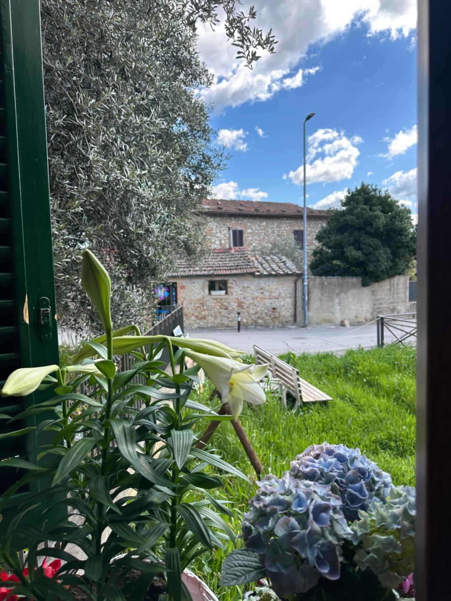 Lo Scrigno Dei Sogni Apartment Сан Джиминяно Екстериор снимка